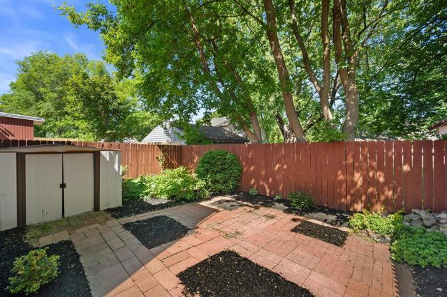1005 Westowne AVENUE, Waukesha, WI 53188