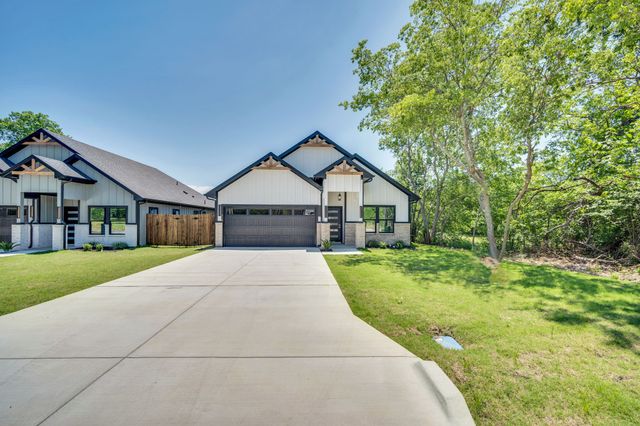 310 Matthew Street, Hillsboro, TX 76645