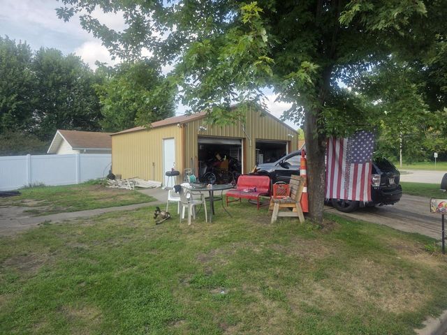 204 2nd STREET, Black River Falls, WI 54615