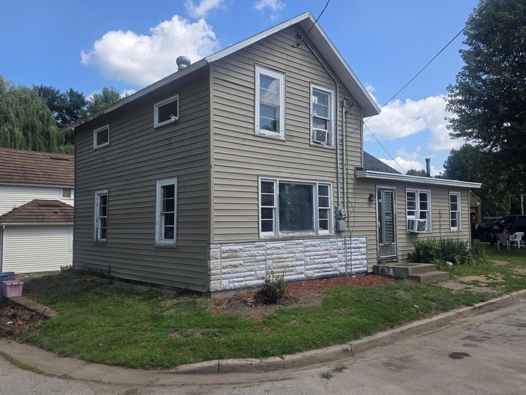 204 2nd STREET, Black River Falls, WI 54615