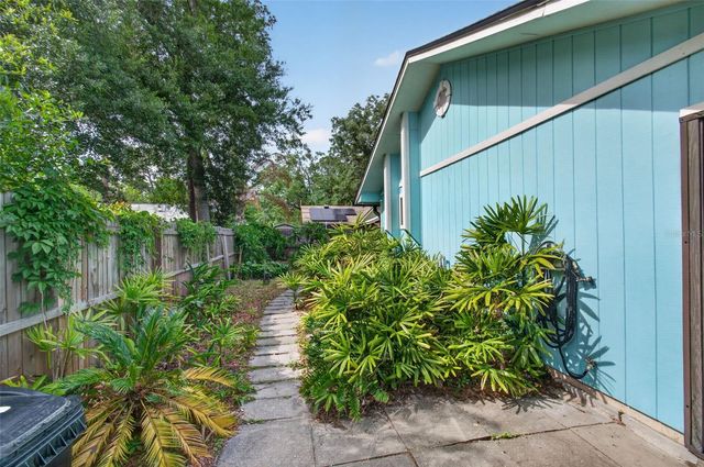 2518 NW 51ST PLACE, Gainesville, FL 32605