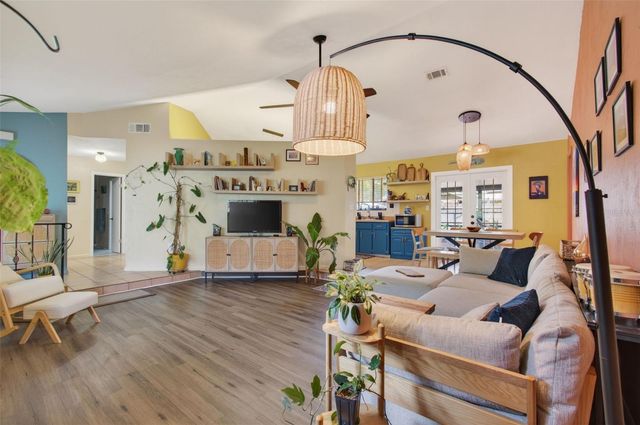 2518 NW 51ST PLACE, Gainesville, FL 32605