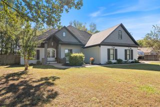 101 Burgess Lane, Greenbrier, AR 72058