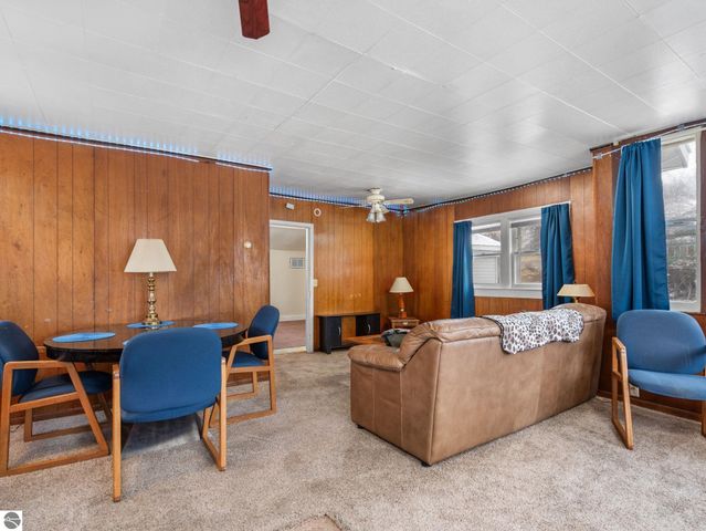 405 Powers Street, Cadillac, MI 49601