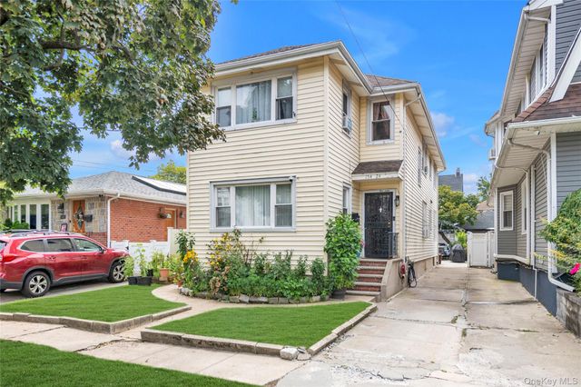 15424 12th Road, Whitestone, NY 11357