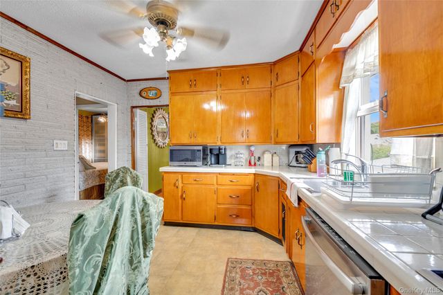 15424 12th Road, Whitestone, NY 11357