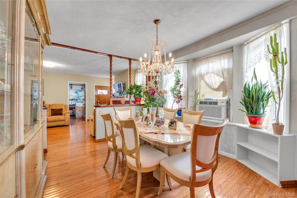15424 12th Road, Whitestone, NY 11357 — photo 4
