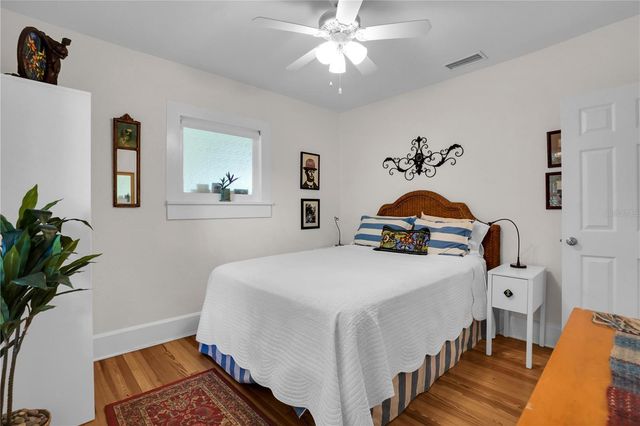 2714 52ND STREET S, Gulfport, FL 33707