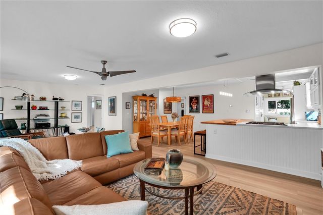 2714 52ND STREET S, Gulfport, FL 33707