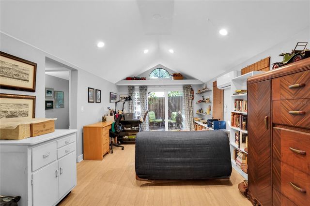 2714 52ND STREET S, Gulfport, FL 33707