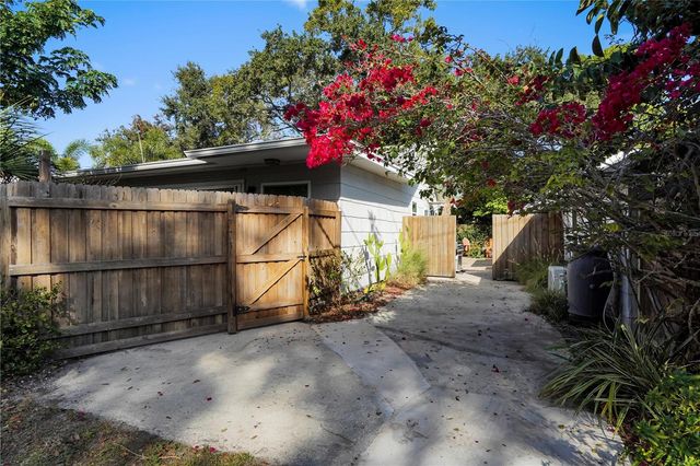 2714 52ND STREET S, Gulfport, FL 33707