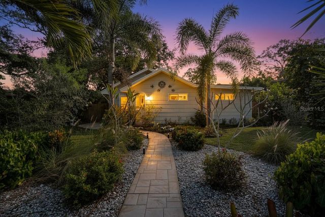 2714 52ND STREET S, Gulfport, FL 33707