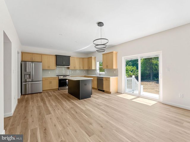 380 PARK AVE, Cinnaminson, NJ 08077