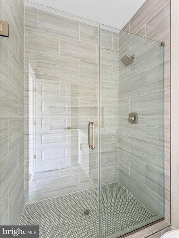 380 PARK AVE, Cinnaminson, NJ 08077