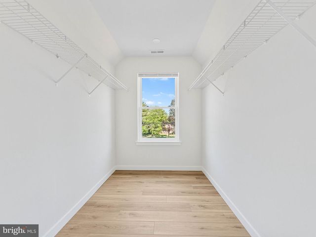 380 PARK AVE, Cinnaminson, NJ 08077