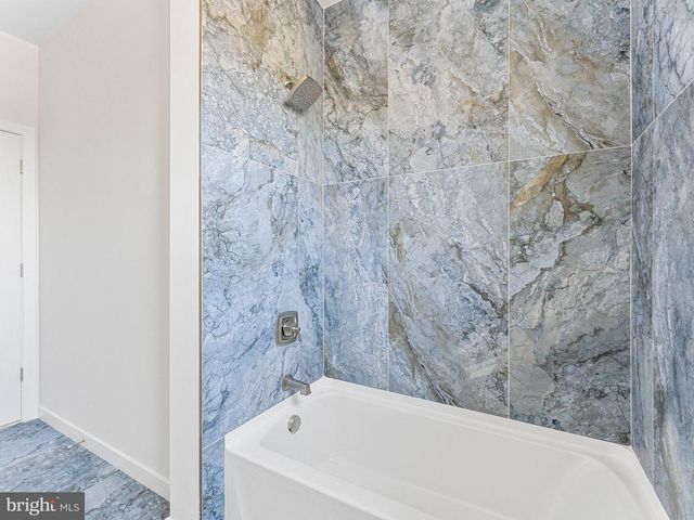 380 PARK AVE, Cinnaminson, NJ 08077