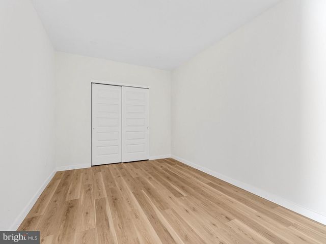 380 PARK AVE, Cinnaminson, NJ 08077