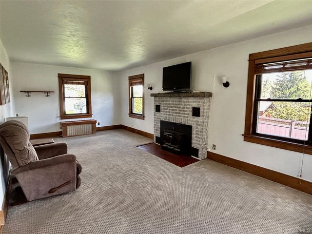 20 Spring Street, Livingston Manor, NY 12758