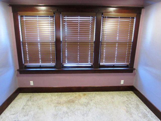 1707 N Main, Newton, KS 67114