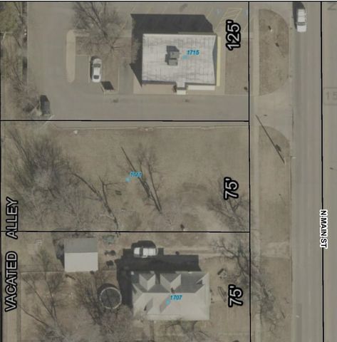 1707 N Main, Newton, KS 67114