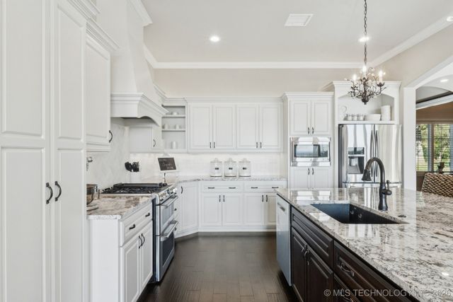 2805 S 294th Street East E, Broken Arrow, OK 74014