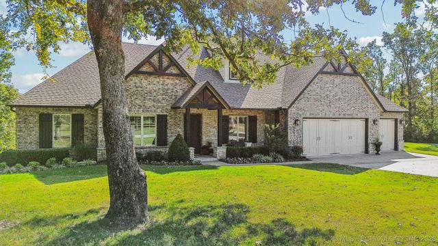 2805 S 294th Street East E, Broken Arrow, OK 74014