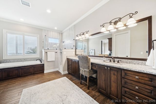 2805 S 294th Street East E, Broken Arrow, OK 74014