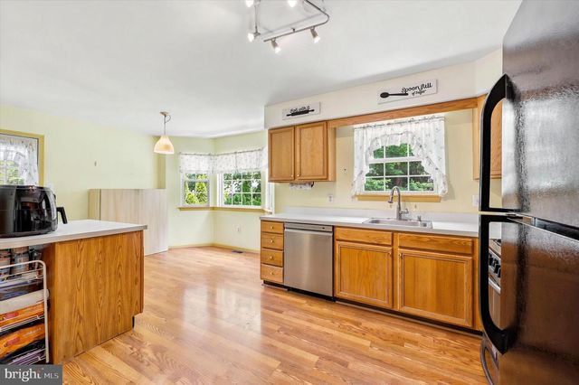 2729 GALLOWAY AVE, Abington, PA 19001