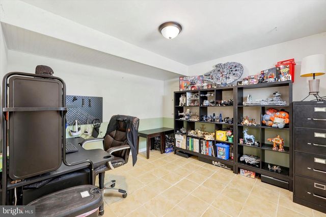 2729 GALLOWAY AVE, Abington, PA 19001