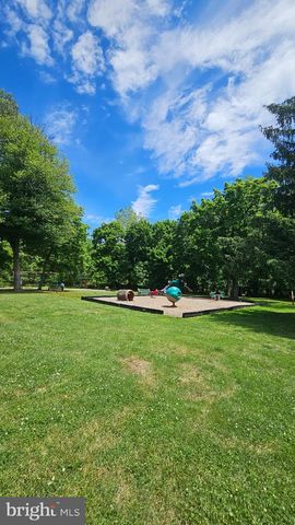 2729 GALLOWAY AVE, Abington, PA 19001