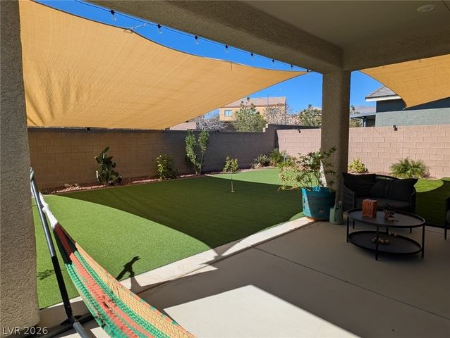 6611 Summershade Street, North Las Vegas, NV 89086