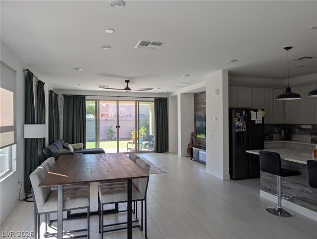 6611 Summershade Street, North Las Vegas, NV 89086