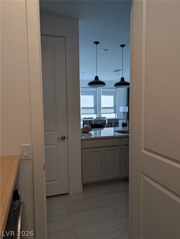 6611 Summershade Street, North Las Vegas, NV 89086