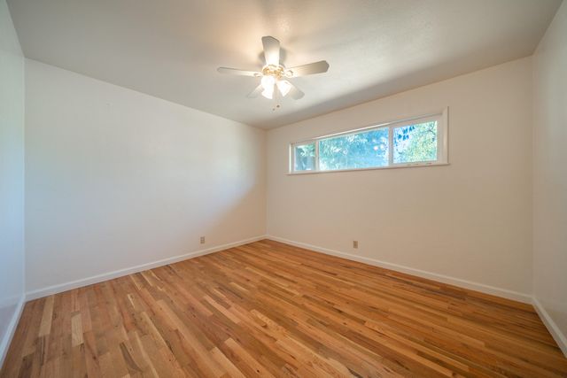 3081 Henderson Road, Redding, CA 96002