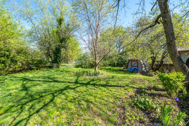 3081 Henderson Road, Redding, CA 96002