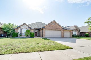 1104 Kelsi Drive, Moore, OK 73160