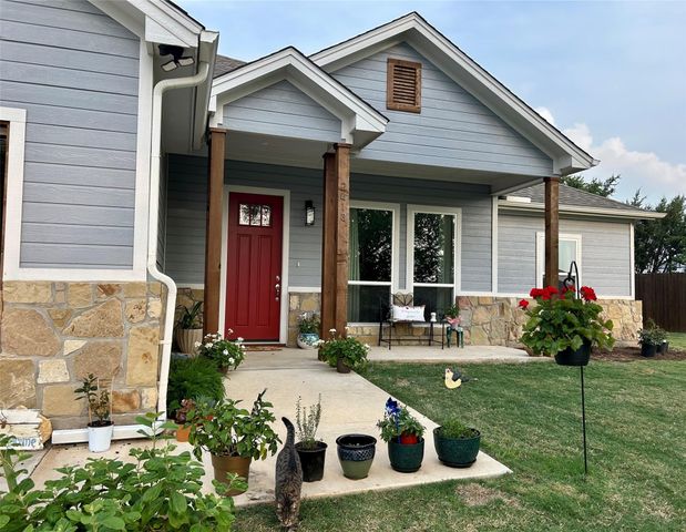 2413 Christine Drive, Granbury, TX 76048