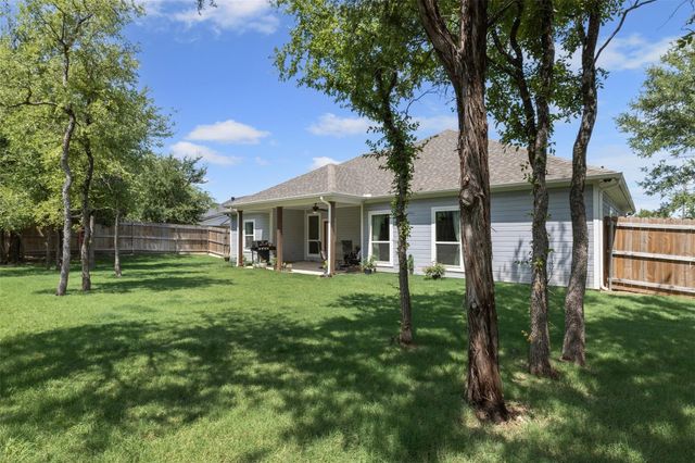2413 Christine Drive, Granbury, TX 76048