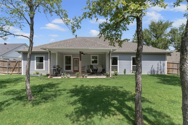 2413 Christine Drive, Granbury, TX 76048