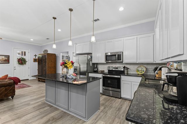 2413 Christine Drive, Granbury, TX 76048