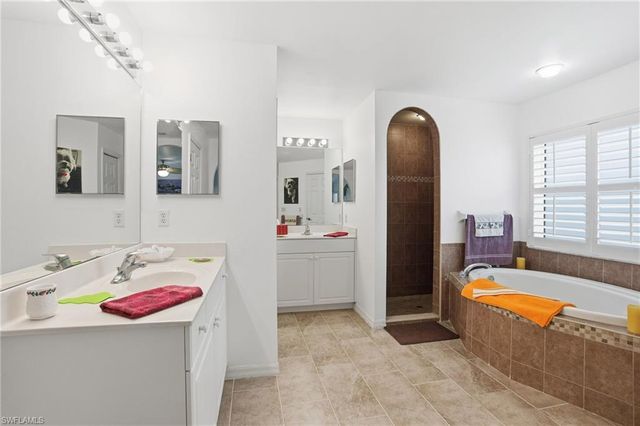 2703 NE Juanita PL, Cape Coral, FL 33909