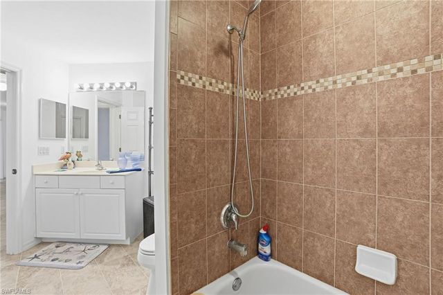 2703 NE Juanita PL, Cape Coral, FL 33909