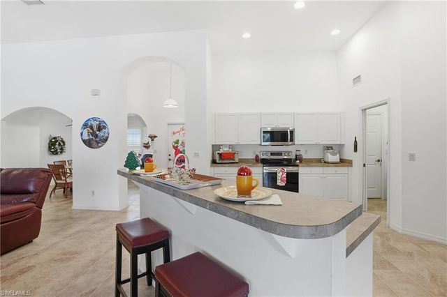 2703 NE Juanita PL, Cape Coral, FL 33909