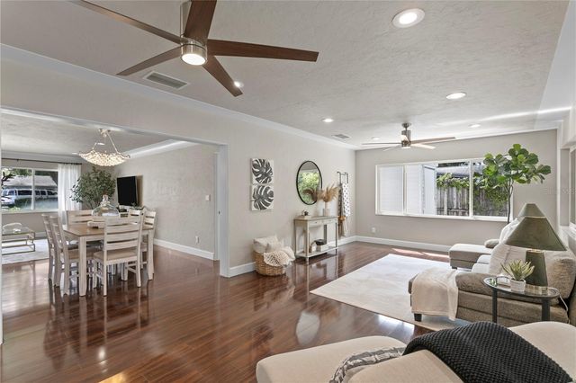 2756 65TH WAY N, St Petersburg, FL 33710