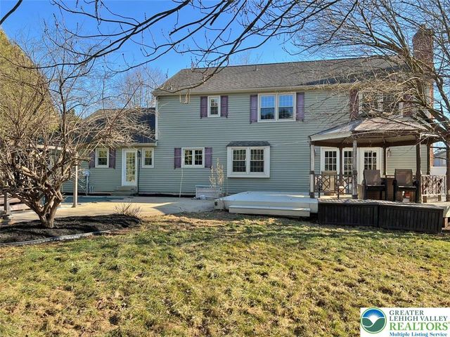 4861 Waterfall Drive, Lower Macungie Twp, PA 18062