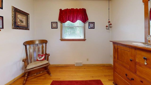 2945 104th STREET, West Allis, WI 53227