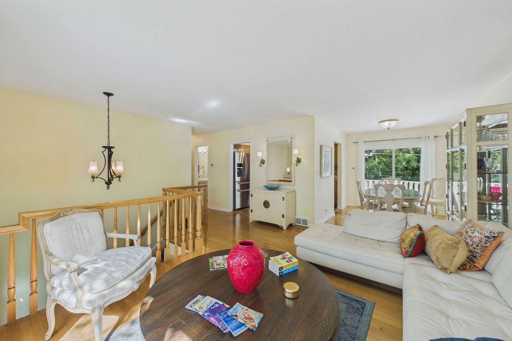 312 W Goebel Drive, Lombard, IL 60148 — photo 5