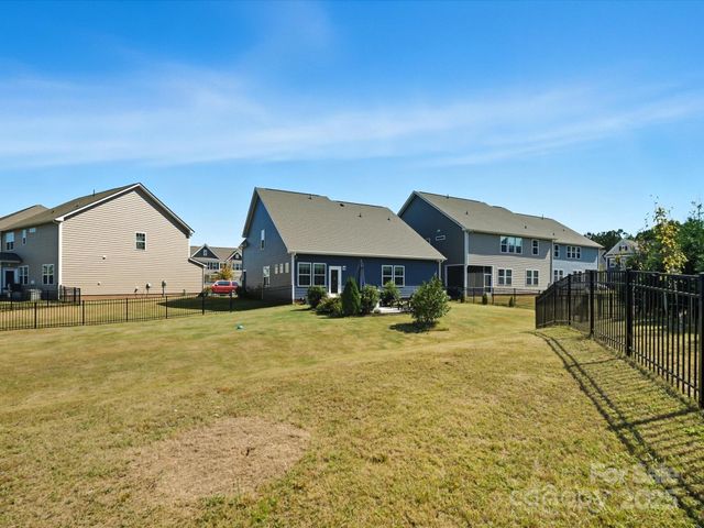 1009 Cheviot Court, Waxhaw, NC 28173