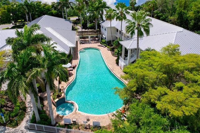 3506 54TH DRIVE W 207, Bradenton, FL 34210