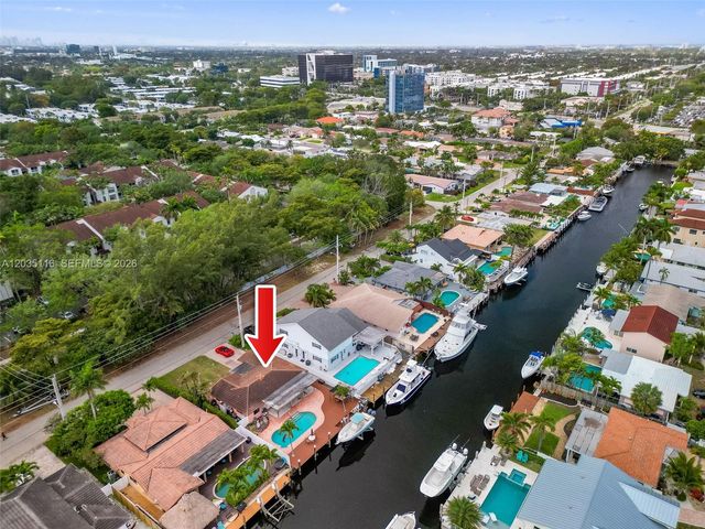 2447 SE 15th St, Pompano Beach, FL 33062